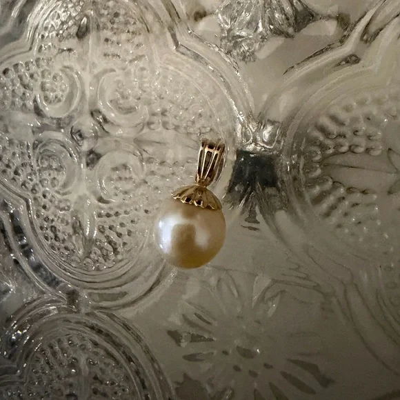 Vintage 14kt solid yellow gold and pearl pendant - Picture 2 of 5